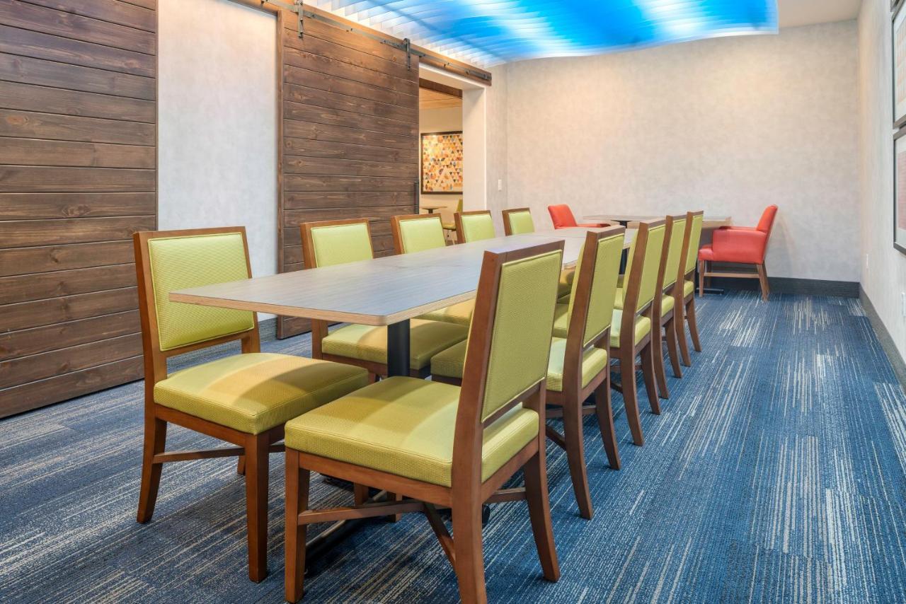 Holiday Inn Express & Suites Macon - I-475 By Ihg Εξωτερικό φωτογραφία