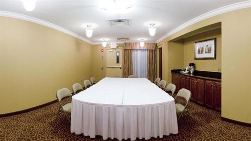Holiday Inn Express & Suites Macon - I-475 By Ihg Εξωτερικό φωτογραφία